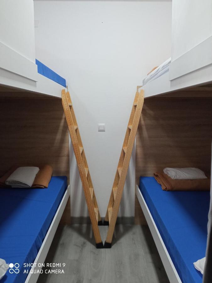 Albergue Alecer Caldas De Reis Exteriör bild