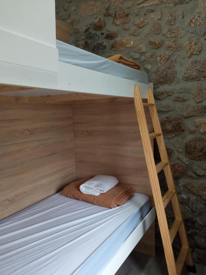 Albergue Alecer Caldas De Reis Exteriör bild